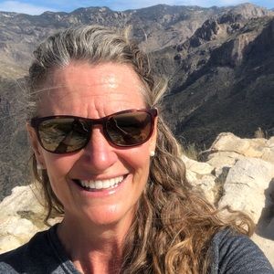 Meet your Posher, Mara